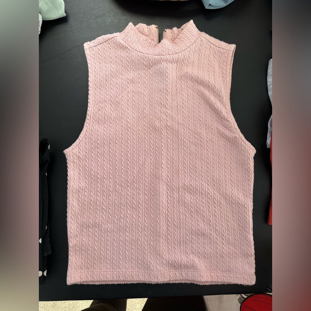 Forever 21 mock neck tank top EUC